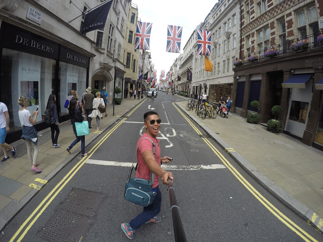 crossing the streets of london